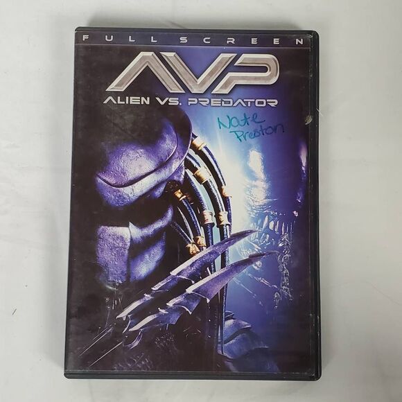 AVP: Alien vs. Predator (Fullscreen DVD) - Picture 2 of 5